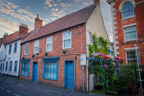 The Secret Garden Apartment in Newark-on-Trent