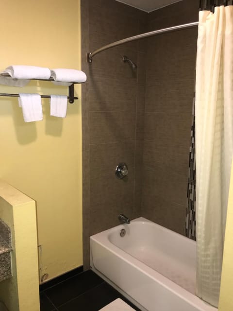 Colony Inn Motel Motel in Bellflower