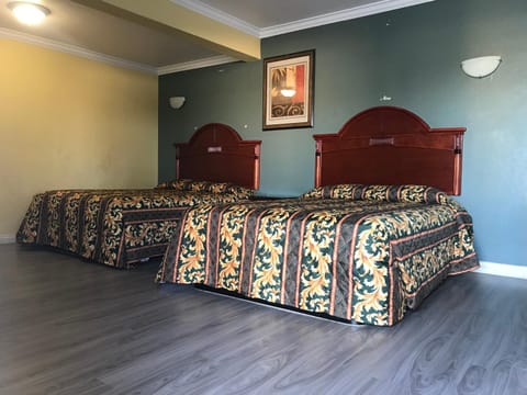 Colony Inn Motel Motel in Bellflower