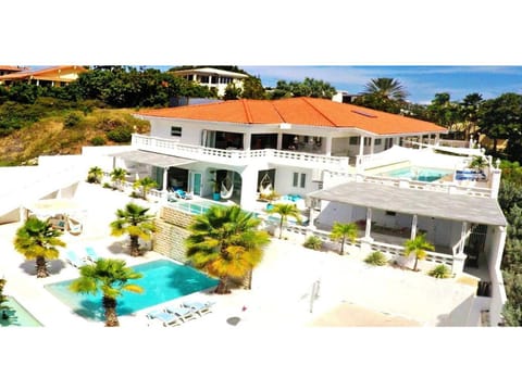 Property building, Facade/entrance, Bird's eye view