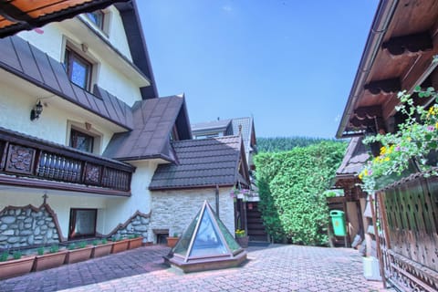 Property building, Patio