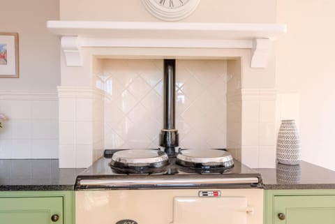 Hillcrest, Aldeburgh House in Aldeburgh