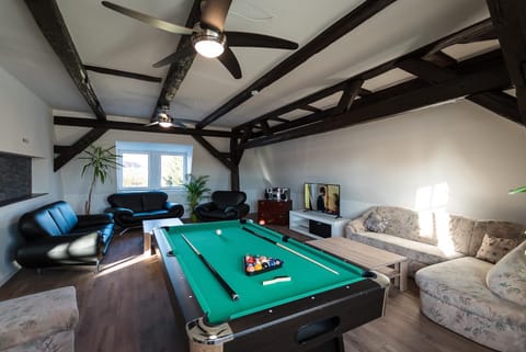 Activities, Other, Photo of the whole room
