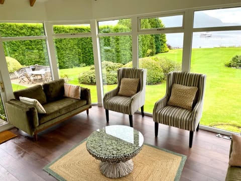 Shore House House in Scotland