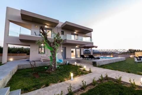 Property building, Patio, Garden, Swimming pool