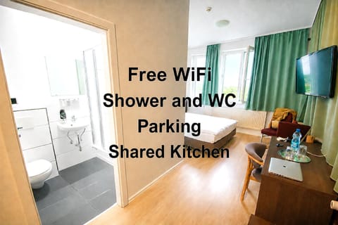 Shower, Communal kitchen, Parking, internet, internet