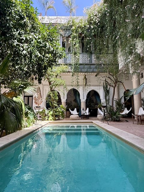 Property building, Swimming pool