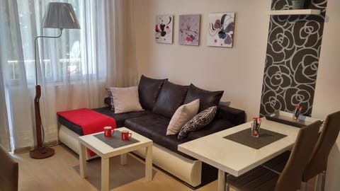 Day, Living room, Photo of the whole room