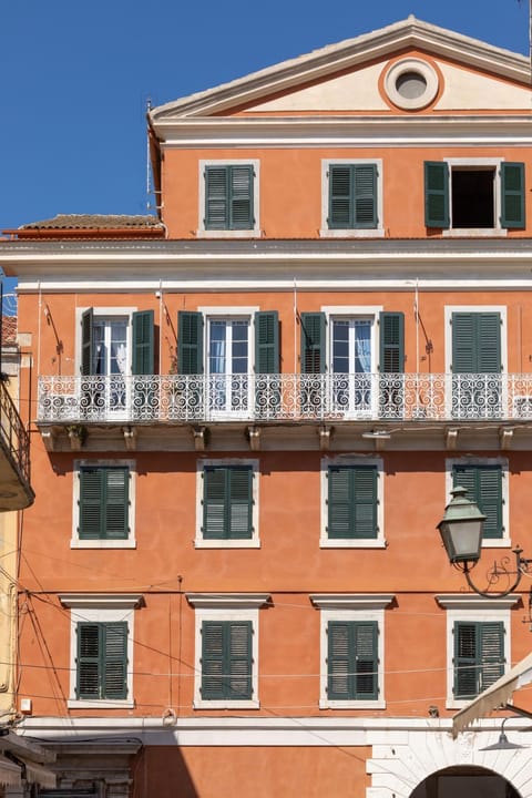 Property building, City view