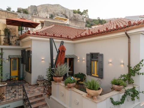 Archo Nafplio Suites & Rooms Bed and Breakfast in Nafplion