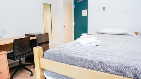 The Simon at Simon Fraser University Hotel in Port Moody