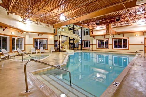 Hot Tub, Pool view, Swimming pool, Swimming pool