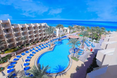 Property building, Day, Natural landscape, Beach, Pool view, Sea view, Swimming pool, Swimming pool