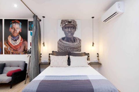 Bedroom, air conditioner