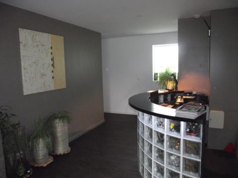 Day, Lobby or reception