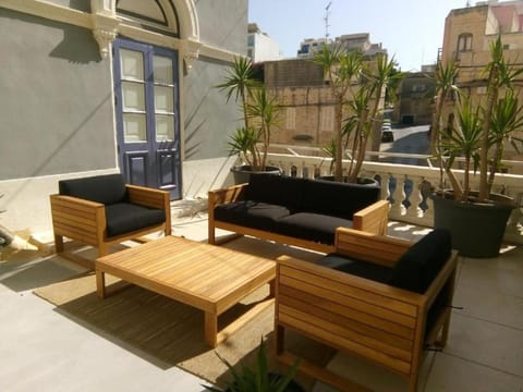 Sliema La Loggia Suites Bed and Breakfast in Sliema