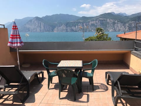 Patio, Balcony/Terrace, Mountain view, Sea view