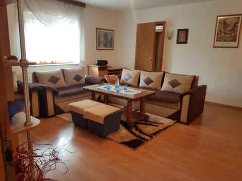 Kuca za odmor Sarcevic Apartment in Federation of Bosnia and Herzegovina