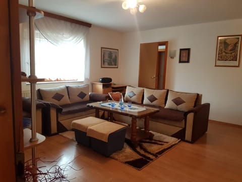 Kuca za odmor Sarcevic Apartment in Federation of Bosnia and Herzegovina