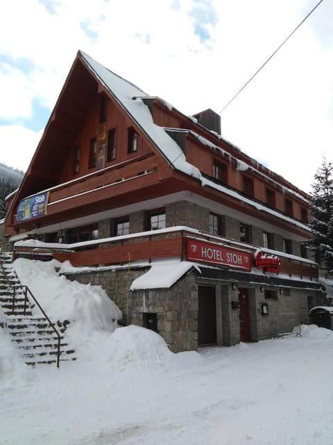Property building, Day, Winter