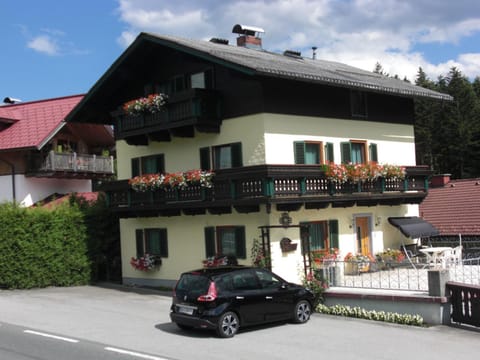 Ferienhaus Reschreiter Apartment in Salzburgerland