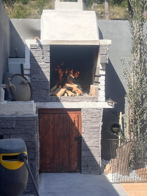 Luxury apartment Duće with private pool Apartment in Split-Dalmatia County