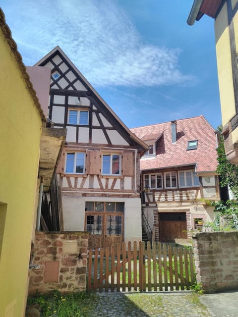 Property building, Inner courtyard view