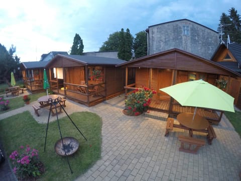 Property building, Day, Garden