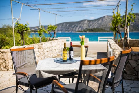 Apartment Kneže Apartment in Račišće