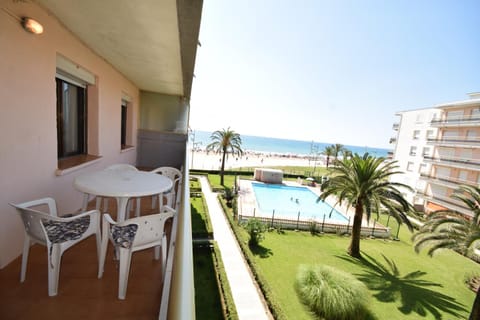 Balcony/Terrace, Pool view, Sea view