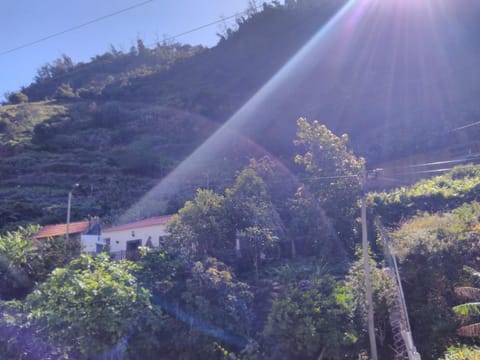 Property building, Natural landscape, Bathroom, Mountain view