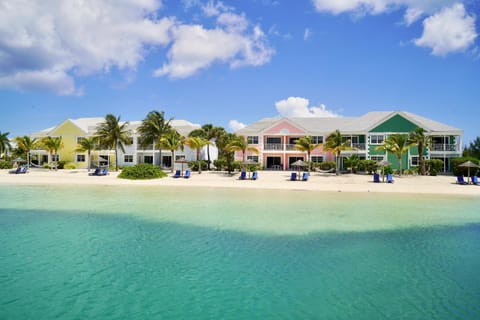 Property building, Facade/entrance, Day, Natural landscape, Beach