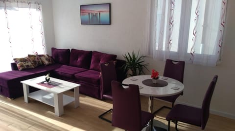 Apartmani Marojević, Bar Apartment in Montenegro