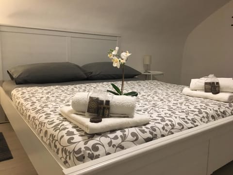 Mini Flat WiFi Apartment in Bari