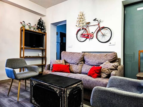 Living room, Seating area