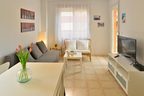 Coffee/tea facilities, Living room, Dining area