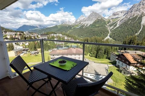 Casa Viktoria B26 Apartment in Arosa