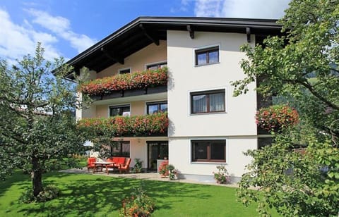 Haus Heckenrose Vacation rental in Salzburgerland