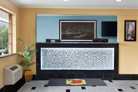 Lobby or reception, On site