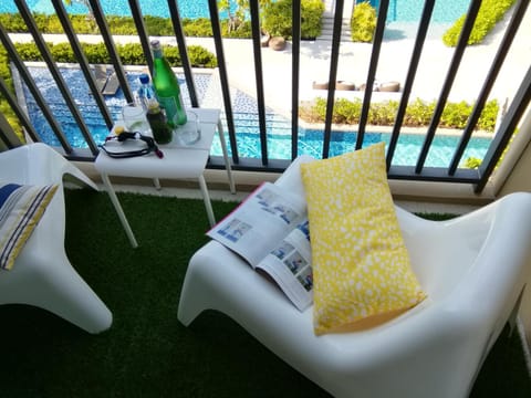 Balcony/Terrace, Swimming pool