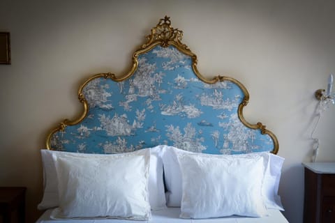 Restaurant/places to eat, City view, Breakfast