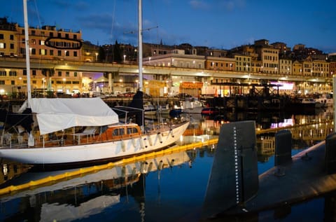 Port View Bed and Breakfast in Genoa