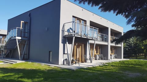 Property building, Area and facilities