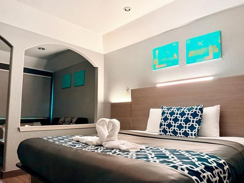 Decorative detail, towels