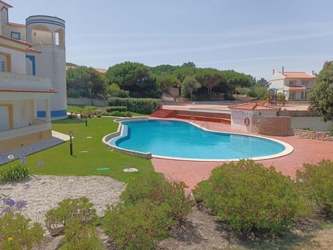 Garden, Garden view, Pool view, Swimming pool