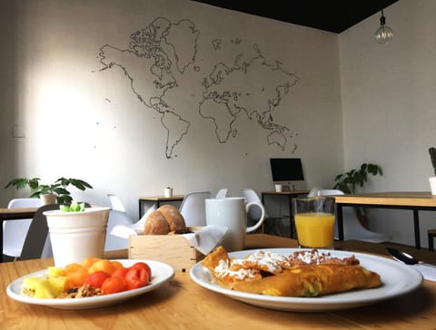 Food and drinks, Food, Breakfast