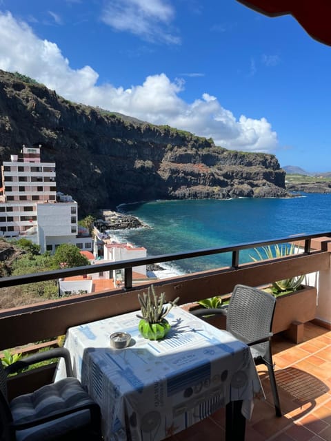 Balcony/Terrace, Mountain view, Sea view