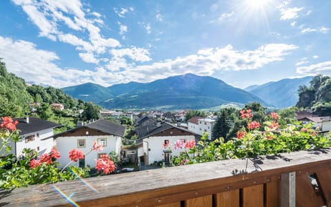 Day, Balcony/Terrace, Mountain view