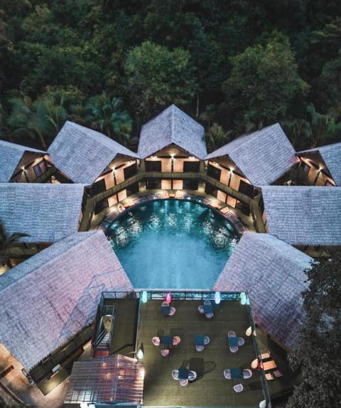 Property building, Swimming pool
