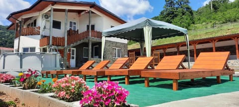 Property building, Swimming pool, sunbed